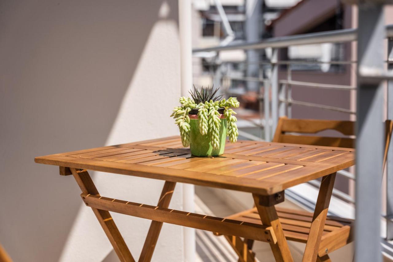 Otium Living Lägenhet Volos Exteriör bild